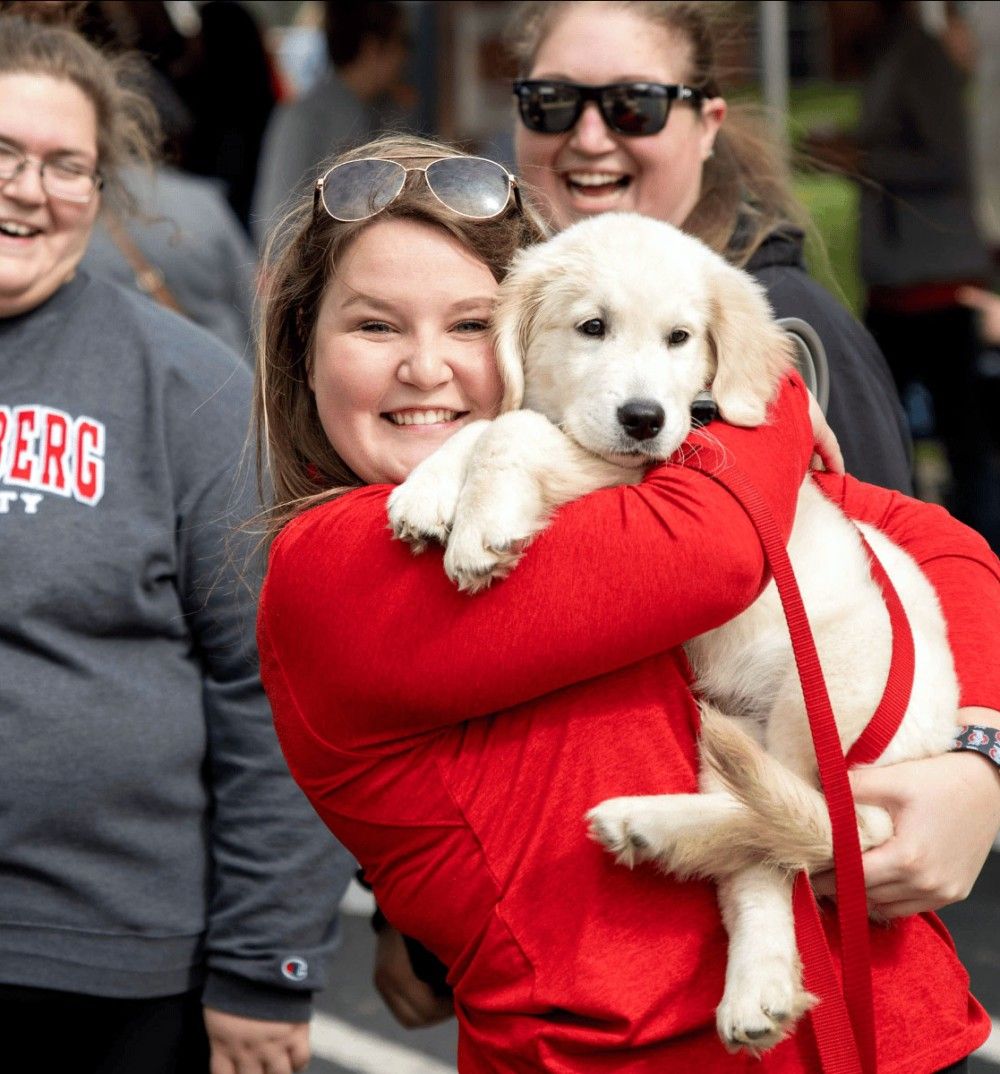 Wittenberg Students with Service Dog