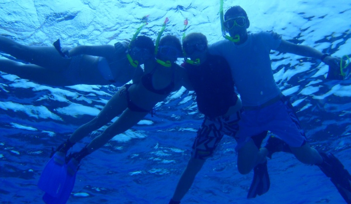 snorkelers bahamas 2010